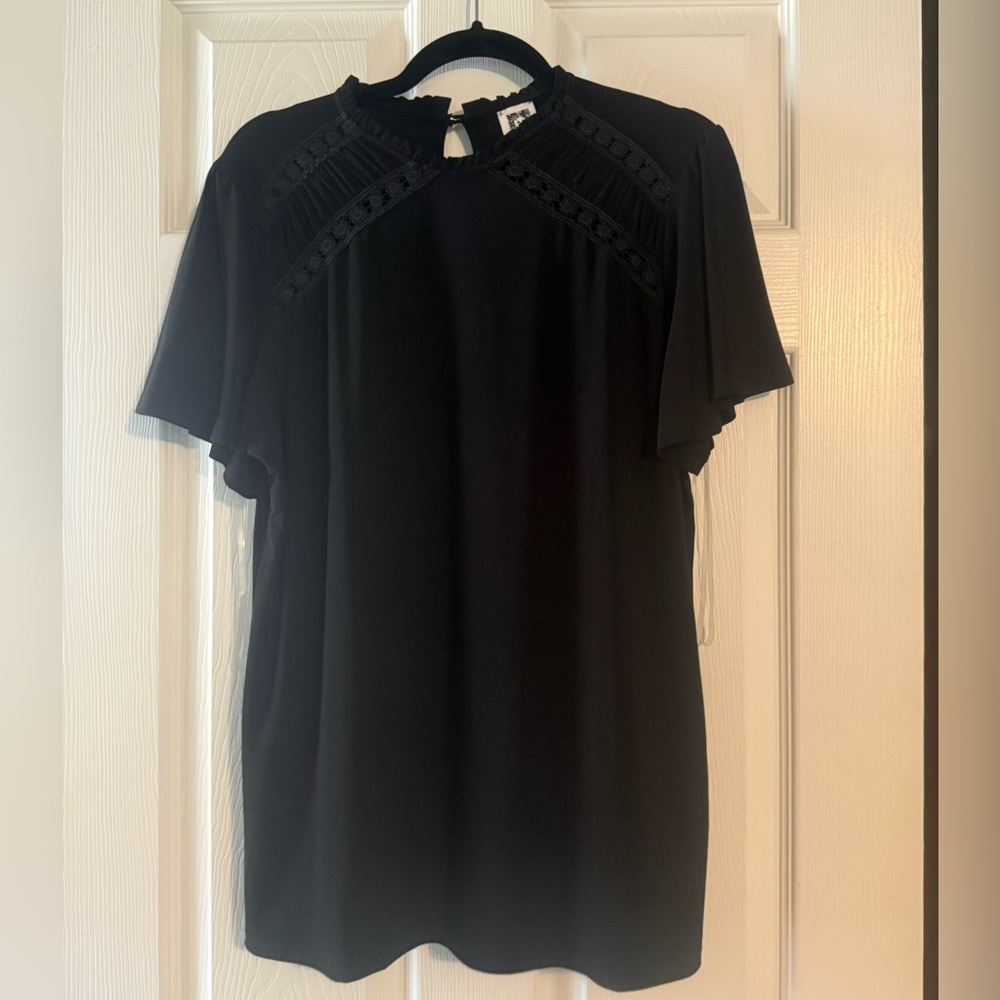 Anne Klein Black Tunic Top